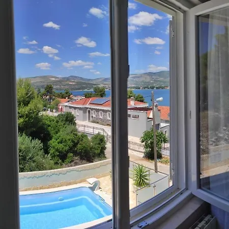 Apartment Sollis